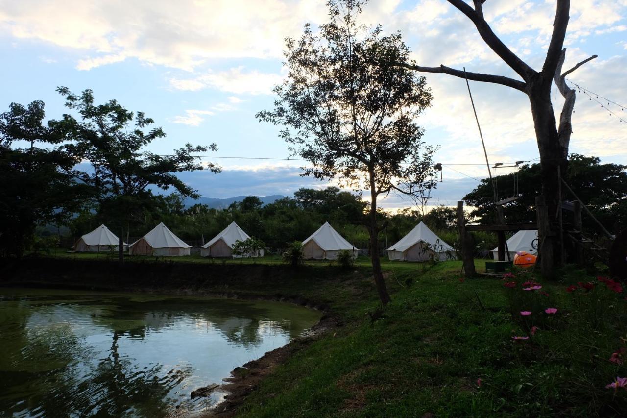 Camp Story Chiangmai Hotel Chiang Mai Luaran gambar